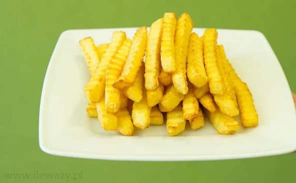 Frytki z piekarnika: ile kalorii? Sprawdź i odchudź!