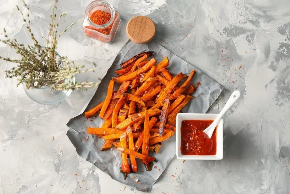 Jak przyprawić frytki z batatów? Chrupkość i smak sprawdzone sposoby