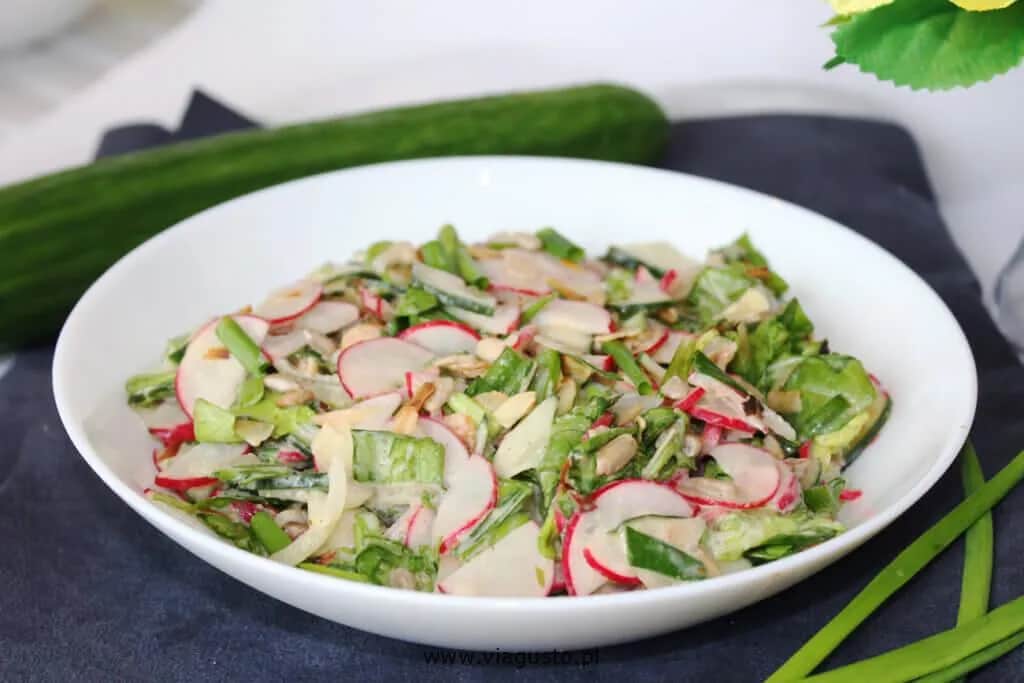 Sałatka z rzodkiewką na grilla: Szybkie i pyszne przepisy